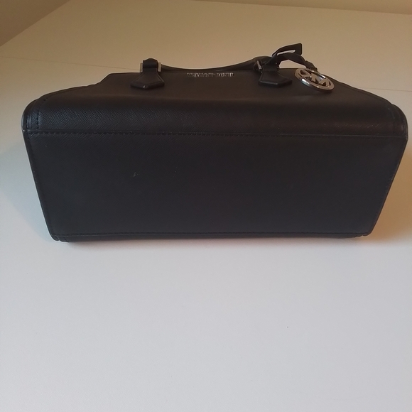 Michael Kors Black Handbag - Picture 16 of 16